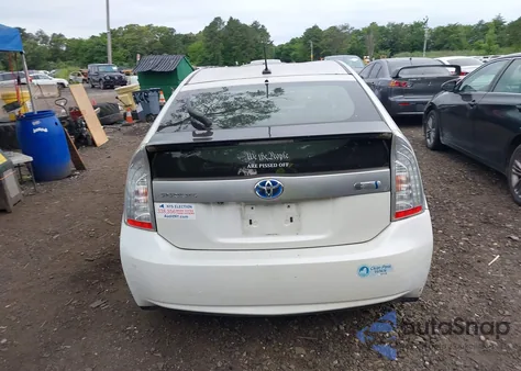 2013 Toyota Prius Plug-In from USA, damaged, VIN JTDKN3DP2D3042936
